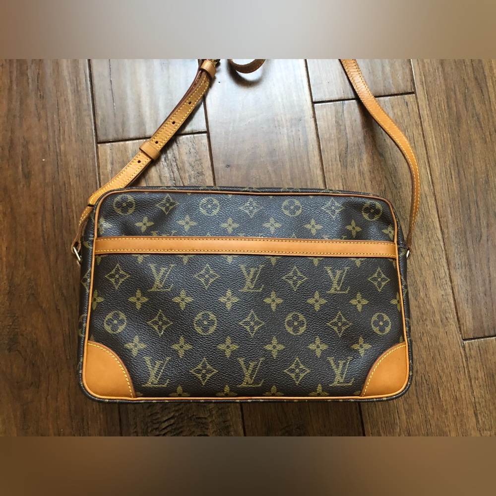 Louis Vuitton Trocadero 30 Excellent vintage condition